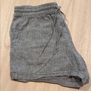 H&M LOGG Linen Blend Drawstring Shorts | Taupe / Olive | Size 6